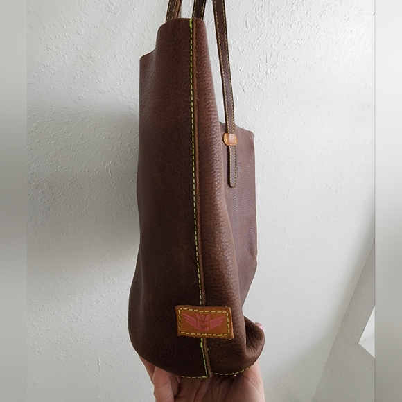 Consuela Breezy East/West Magdalena Pebbled Brown Leather Tote Bag - Picture 4 of 6